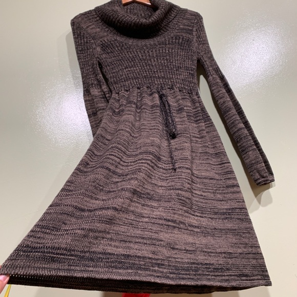 Calvin Klein Balloon Sleeve Cowl Neck Dress - Picture 8 of 8